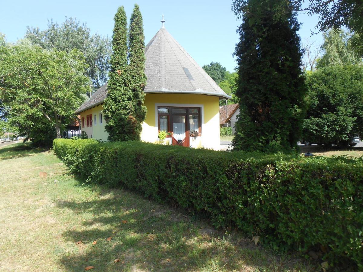 Erika Apartman Balatonberény Exterior foto